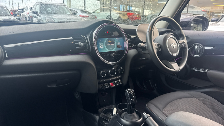 MINI Hatchback 1.5 Cooper Classic Premium 5dr Auto Petrol Hatchback